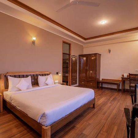 Nature View Resort !! A Four Star Lavish & Luxury Resort Chail Bagian luar foto